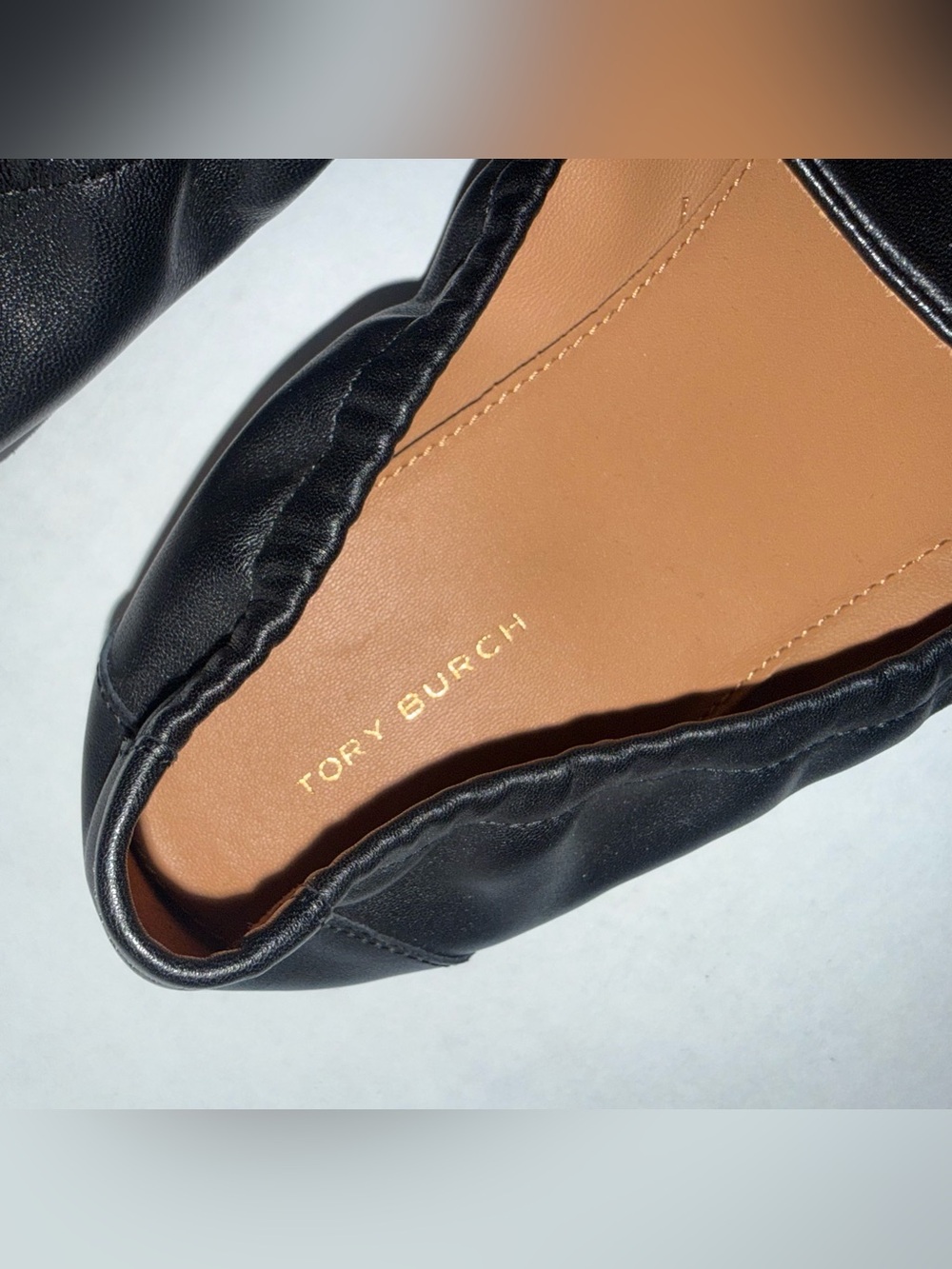 Tory Burch Black Leather Loafers with Gold Emblem - Picture 2 of 5